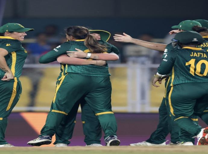 Proteas eliminate England to reach first World Cup final